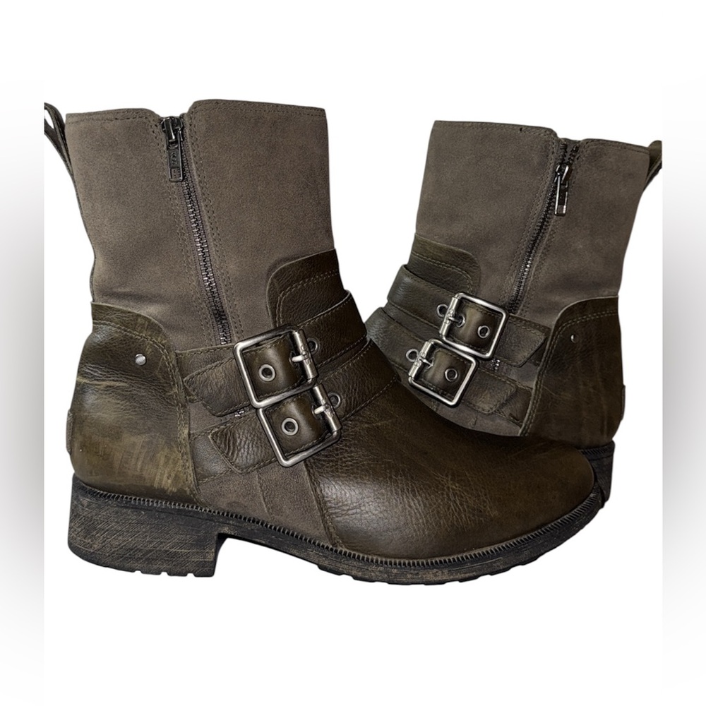 WOMENS UGG WILDE SLATE BIKER LEATHER SUEDE BOOTS BUKLE MILITARY GREEN COLOR